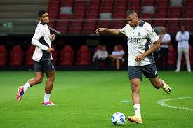 护地方足球 护地方足球